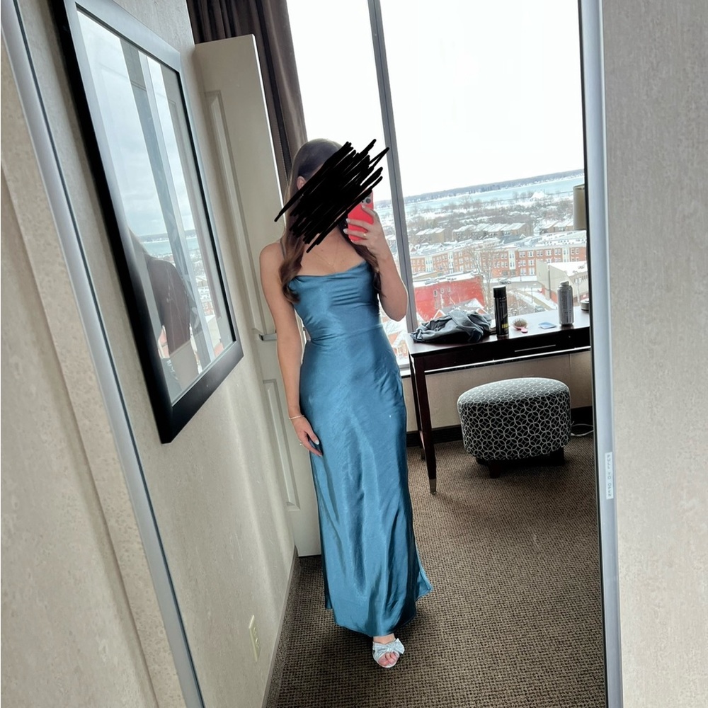 LULUS CORNFLOWER BLUE SATIN DRESS SIZE M